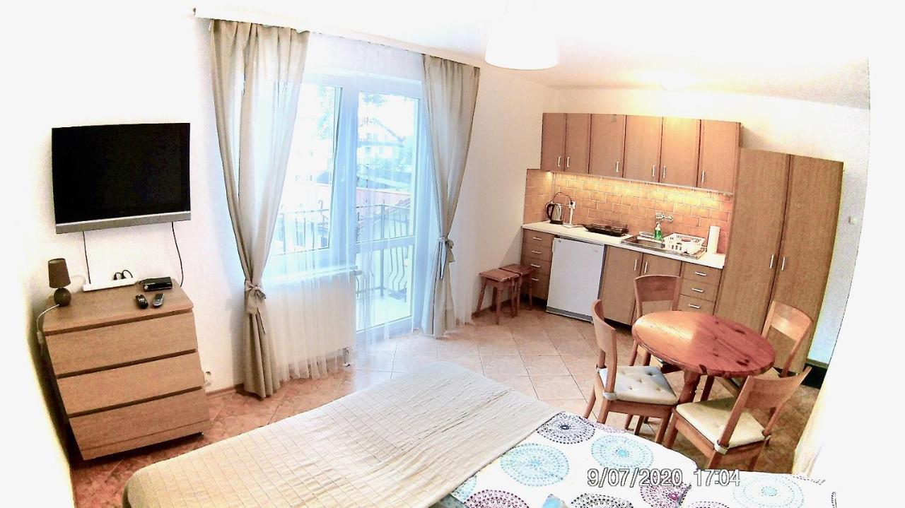 Czarny Bursztyn Apartamento Dziwnówek Exterior foto