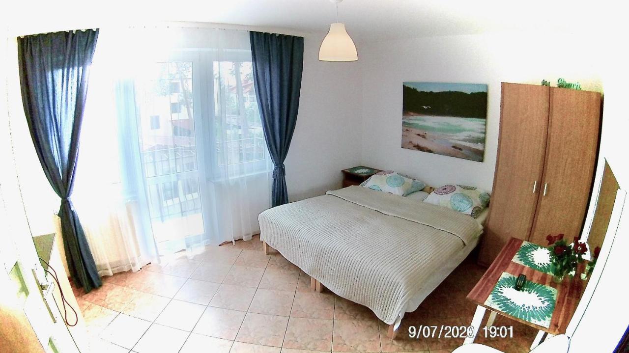 Czarny Bursztyn Apartamento Dziwnówek Exterior foto