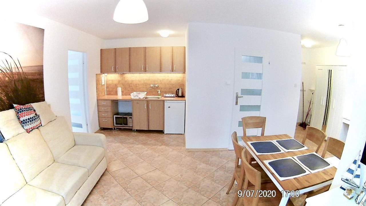 Czarny Bursztyn Apartamento Dziwnówek Exterior foto