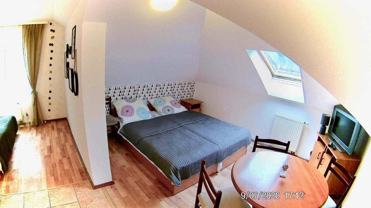 Czarny Bursztyn Apartamento Dziwnówek Exterior foto