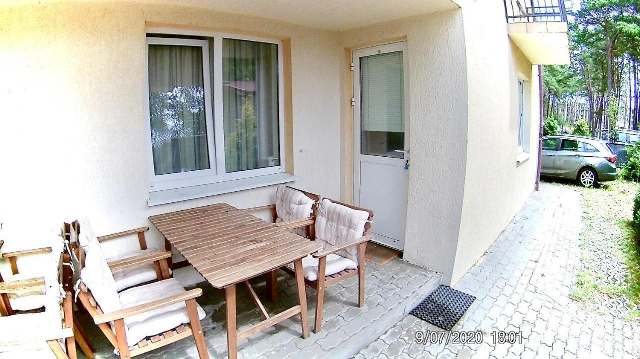 Czarny Bursztyn Apartamento Dziwnówek Exterior foto