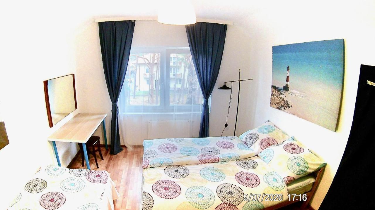 Czarny Bursztyn Apartamento Dziwnówek Exterior foto