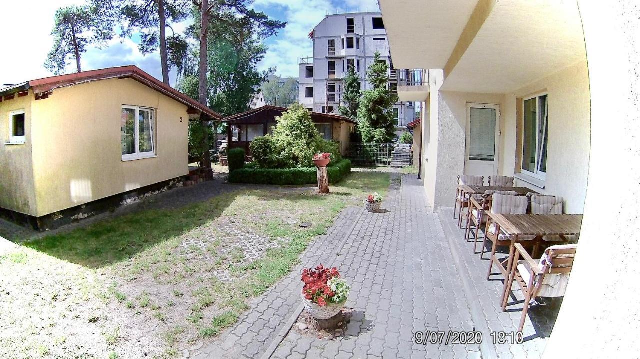 Czarny Bursztyn Apartamento Dziwnówek Exterior foto
