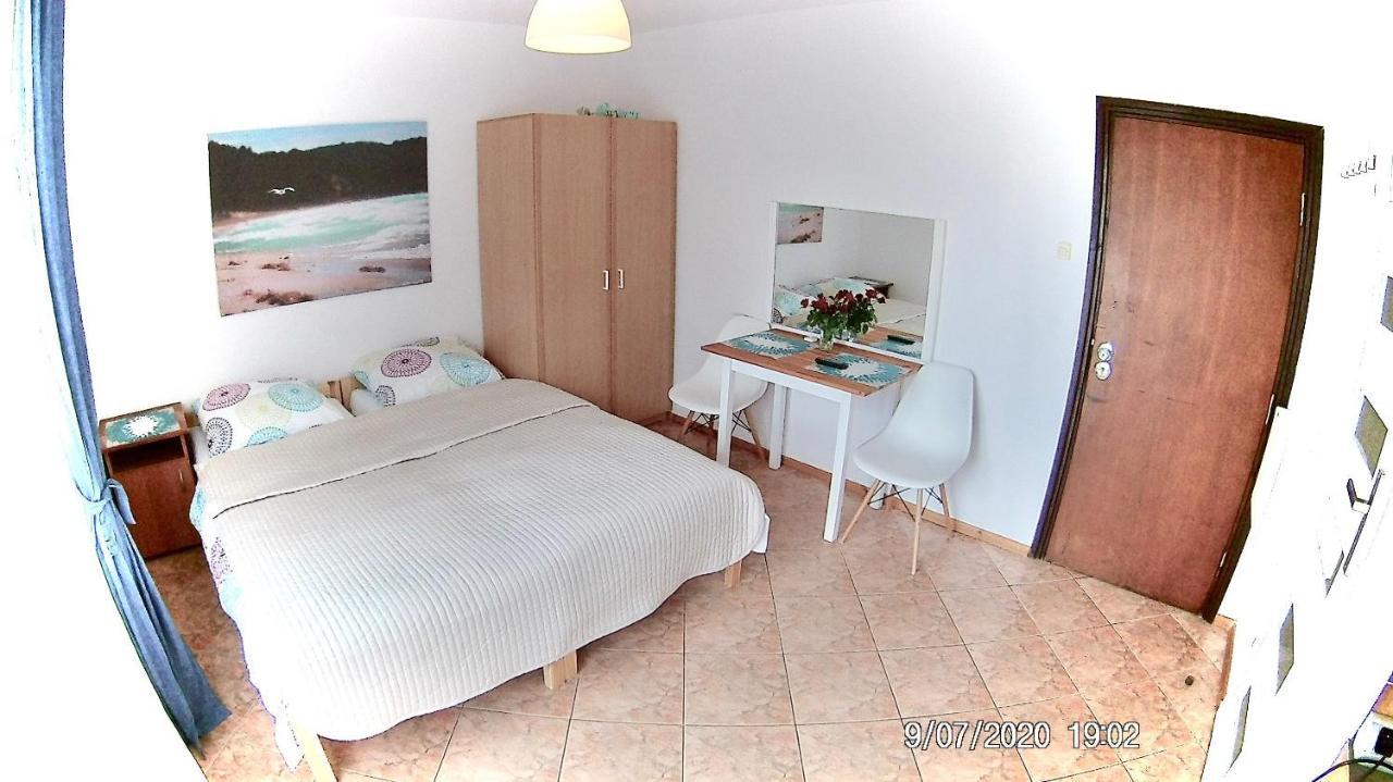 Czarny Bursztyn Apartamento Dziwnówek Exterior foto