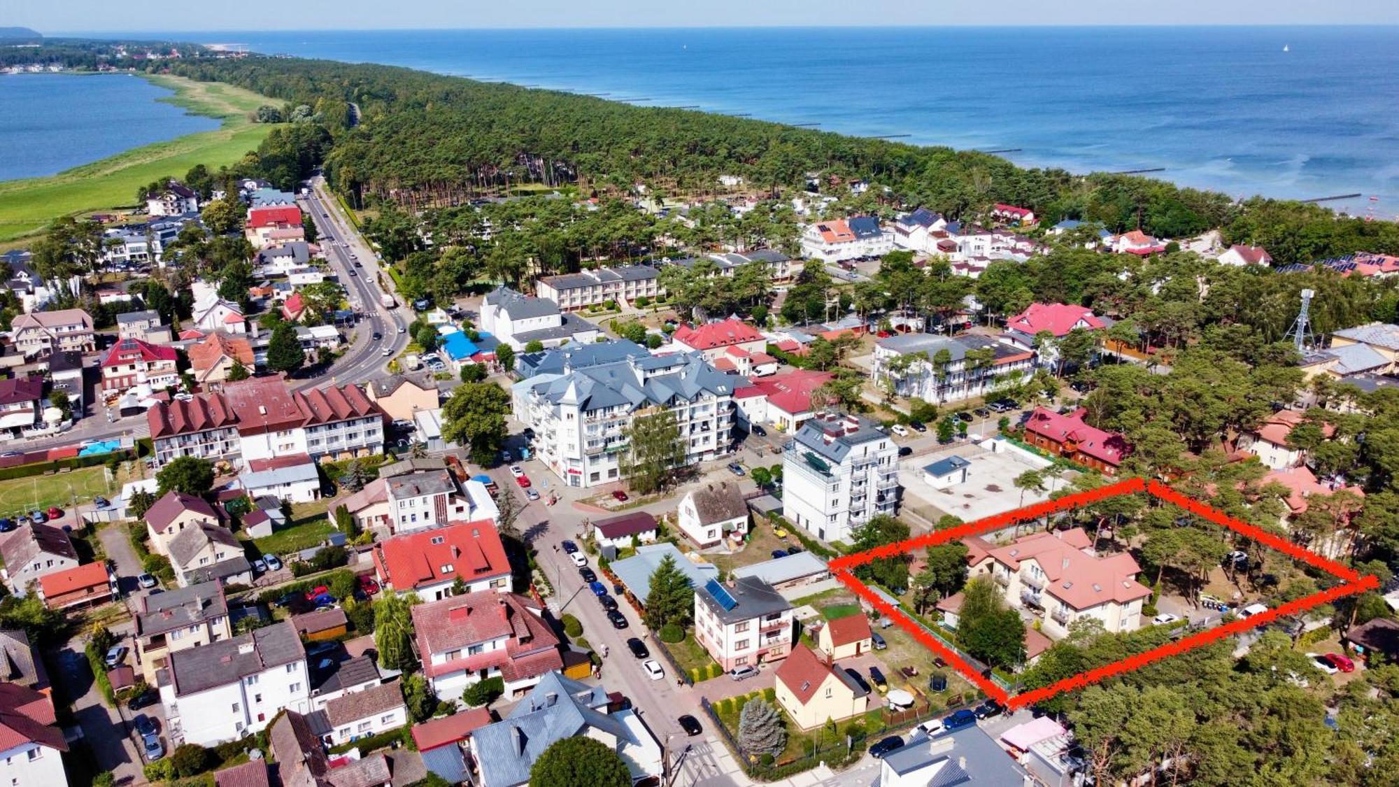 Czarny Bursztyn Apartamento Dziwnówek Exterior foto