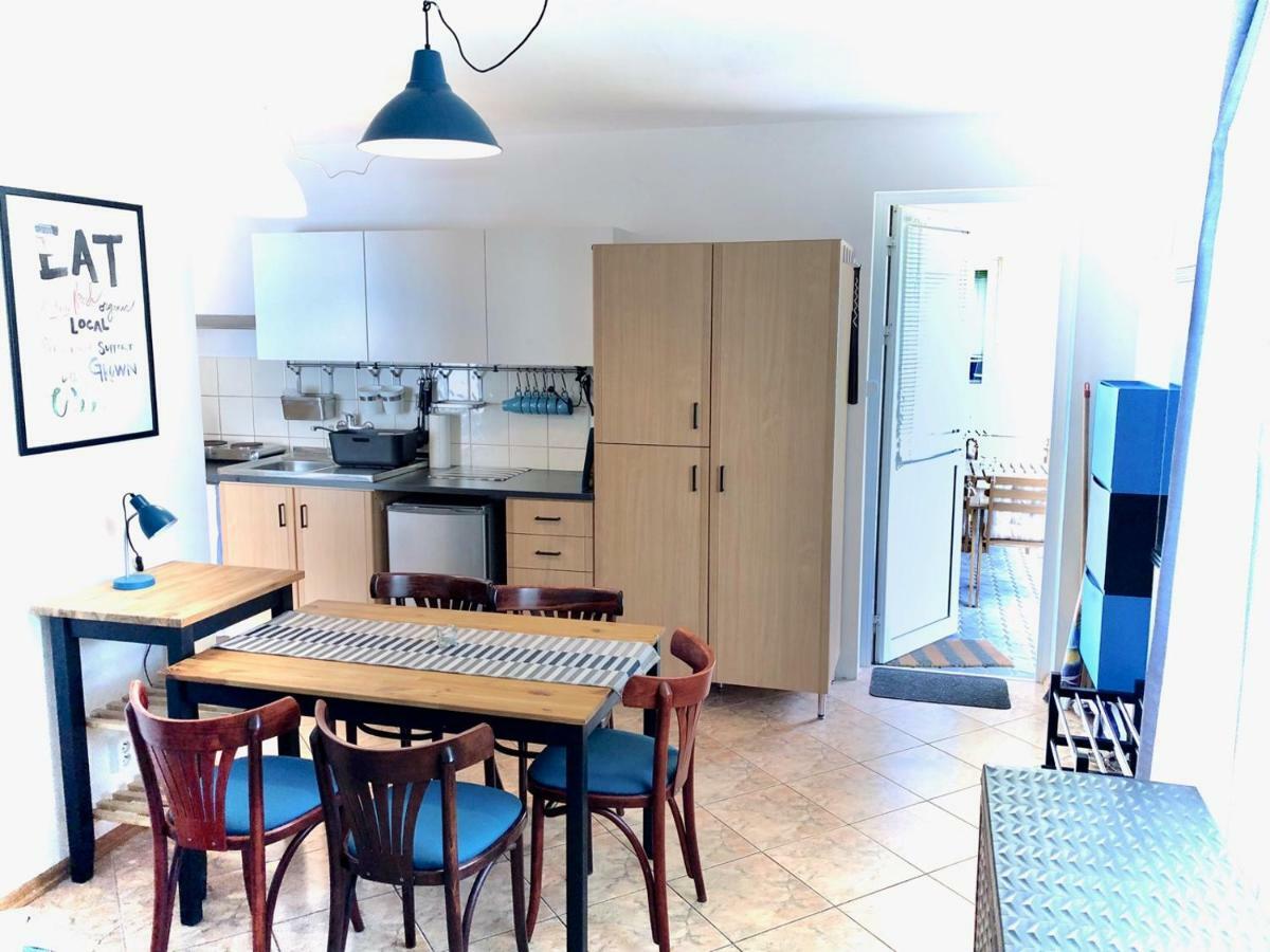 Czarny Bursztyn Apartamento Dziwnówek Exterior foto