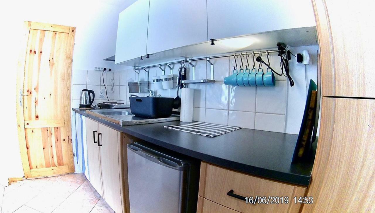 Czarny Bursztyn Apartamento Dziwnówek Exterior foto