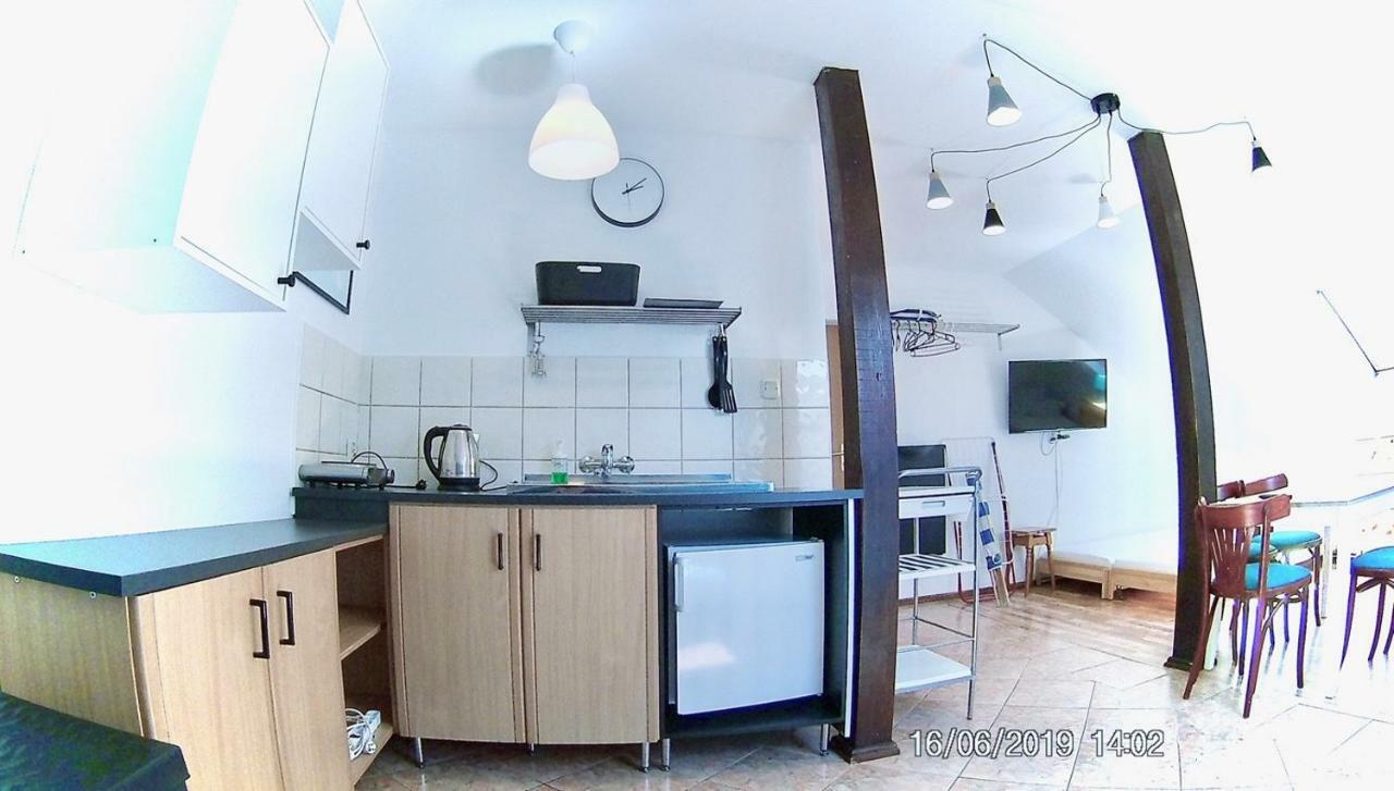 Czarny Bursztyn Apartamento Dziwnówek Exterior foto