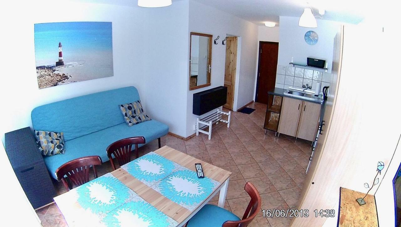 Czarny Bursztyn Apartamento Dziwnówek Exterior foto